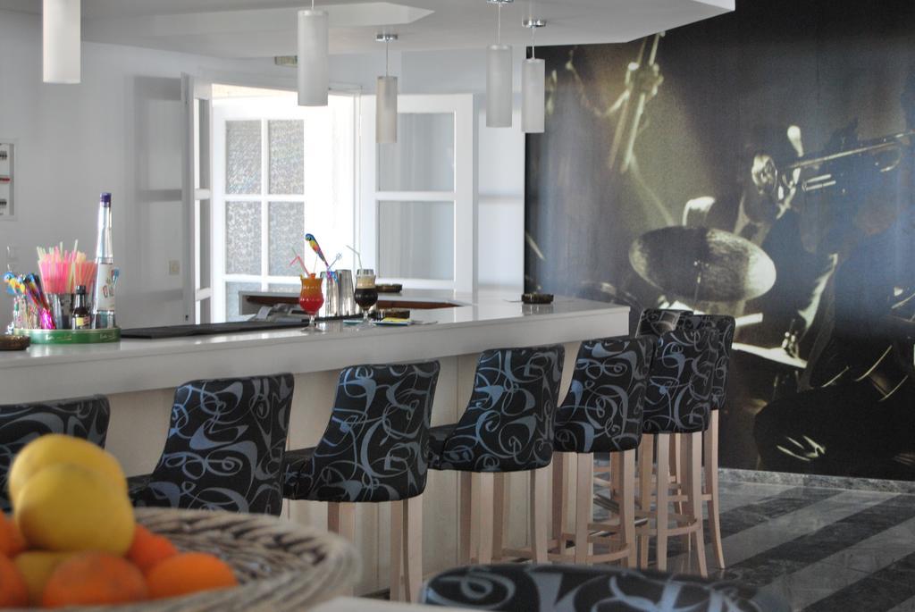 Semiramis Village Hotel Hersonissos  Dış mekan fotoğraf