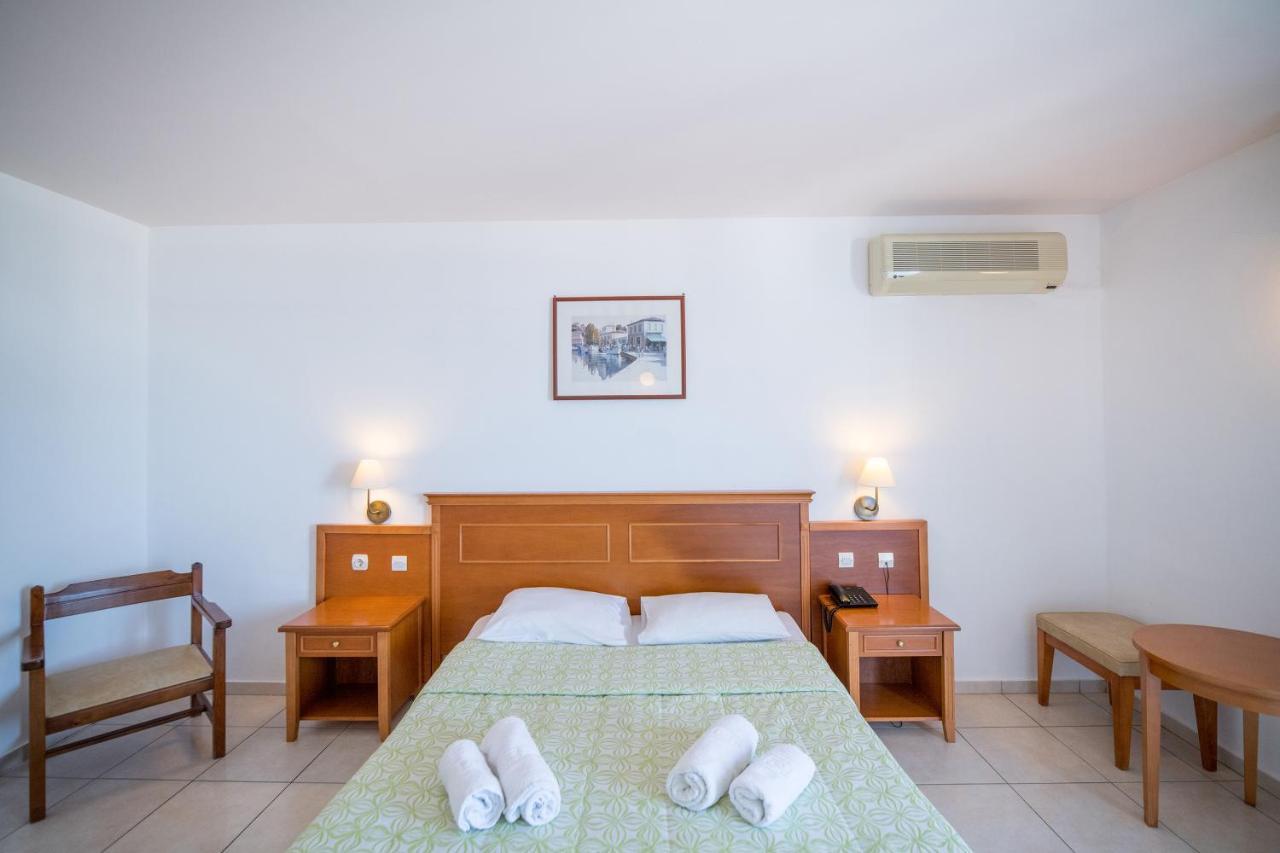 Semiramis Village Hotel Hersonissos  Dış mekan fotoğraf