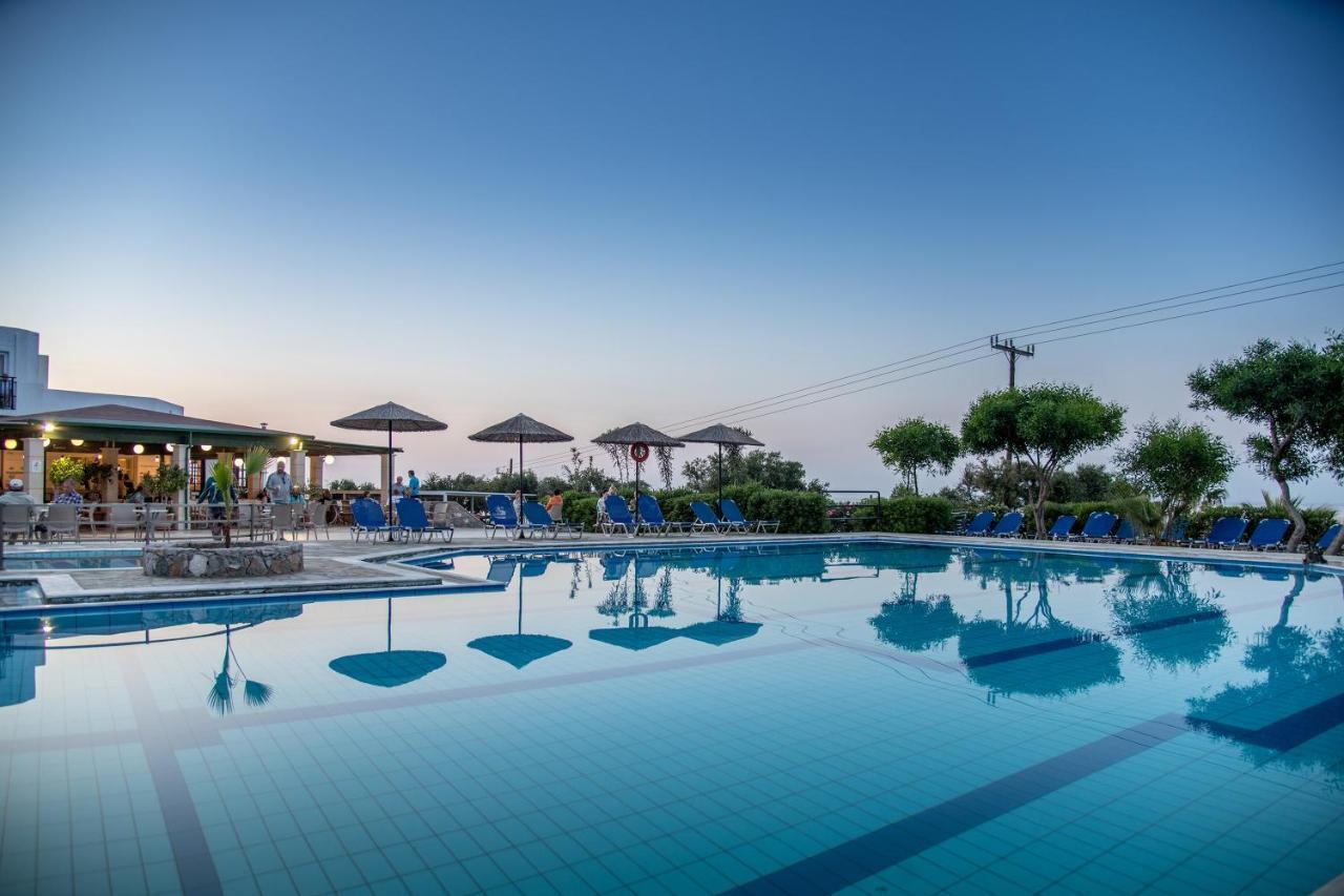 Semiramis Village Hotel Hersonissos  Dış mekan fotoğraf