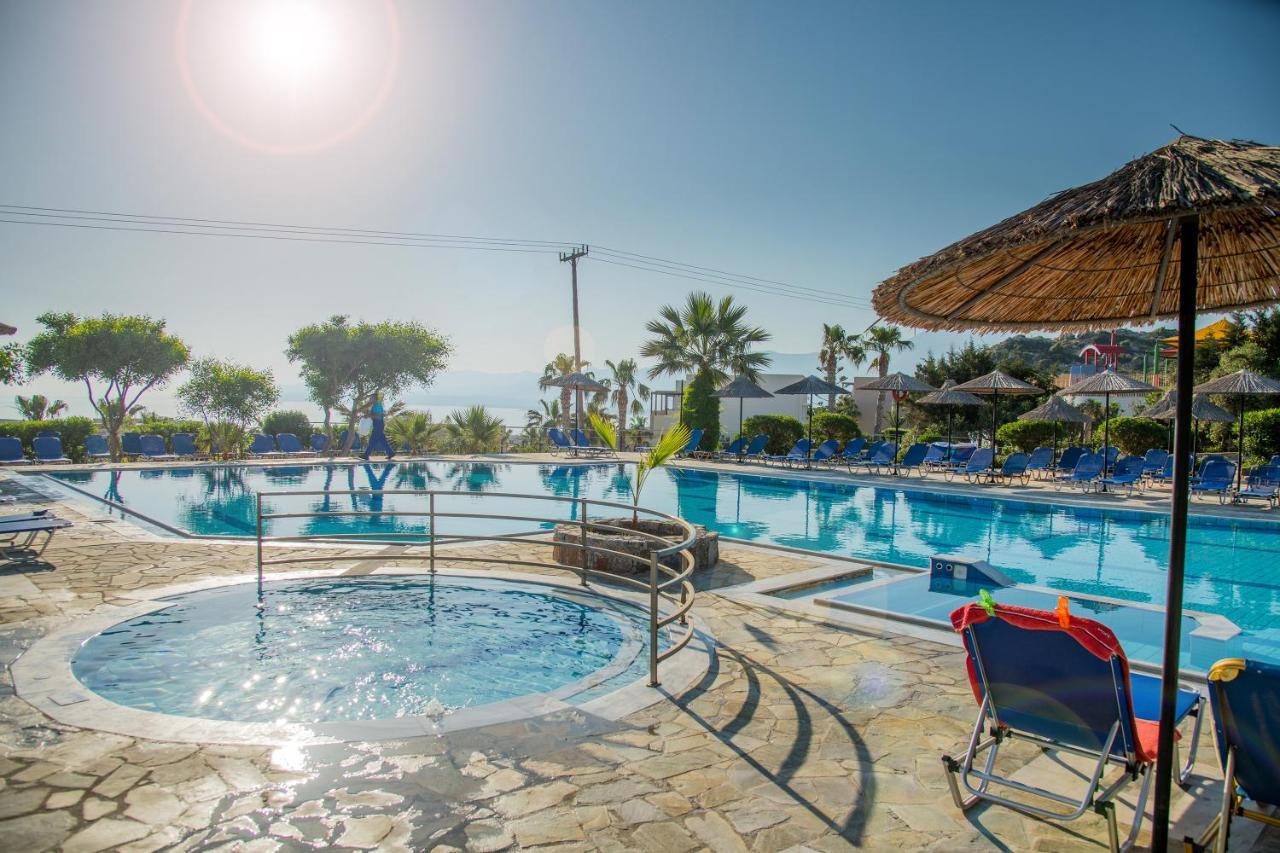 Semiramis Village Hotel Hersonissos  Dış mekan fotoğraf