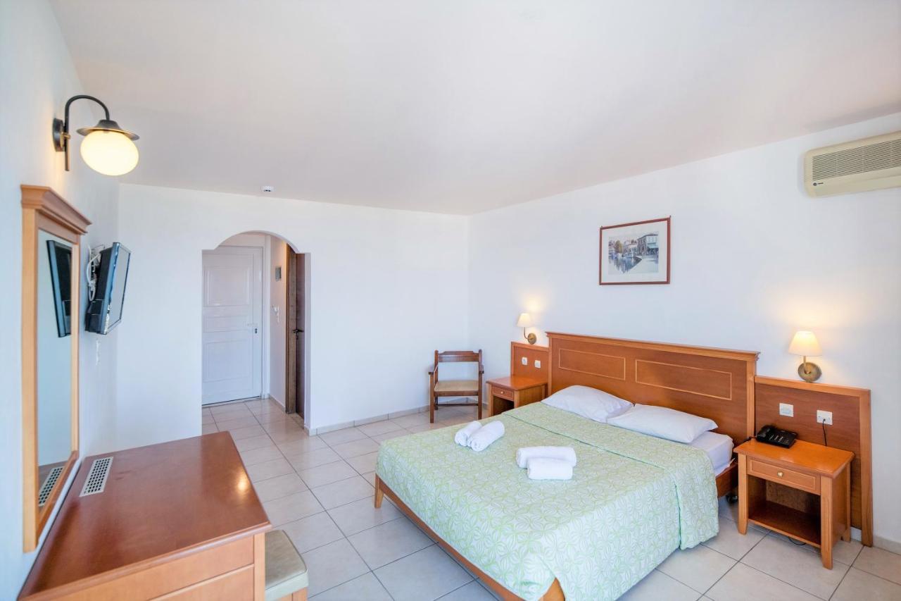 Semiramis Village Hotel Hersonissos  Dış mekan fotoğraf