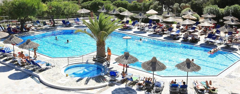 Semiramis Village Hotel Hersonissos  Dış mekan fotoğraf