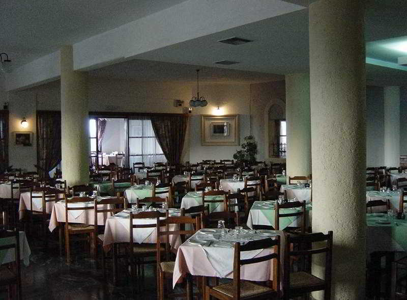 Semiramis Village Hotel Hersonissos  Dış mekan fotoğraf